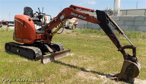 mx 202 mini excavator|DITCH WITCH MX202 Mini (up to 12,000 lbs) Excavators For Sale.